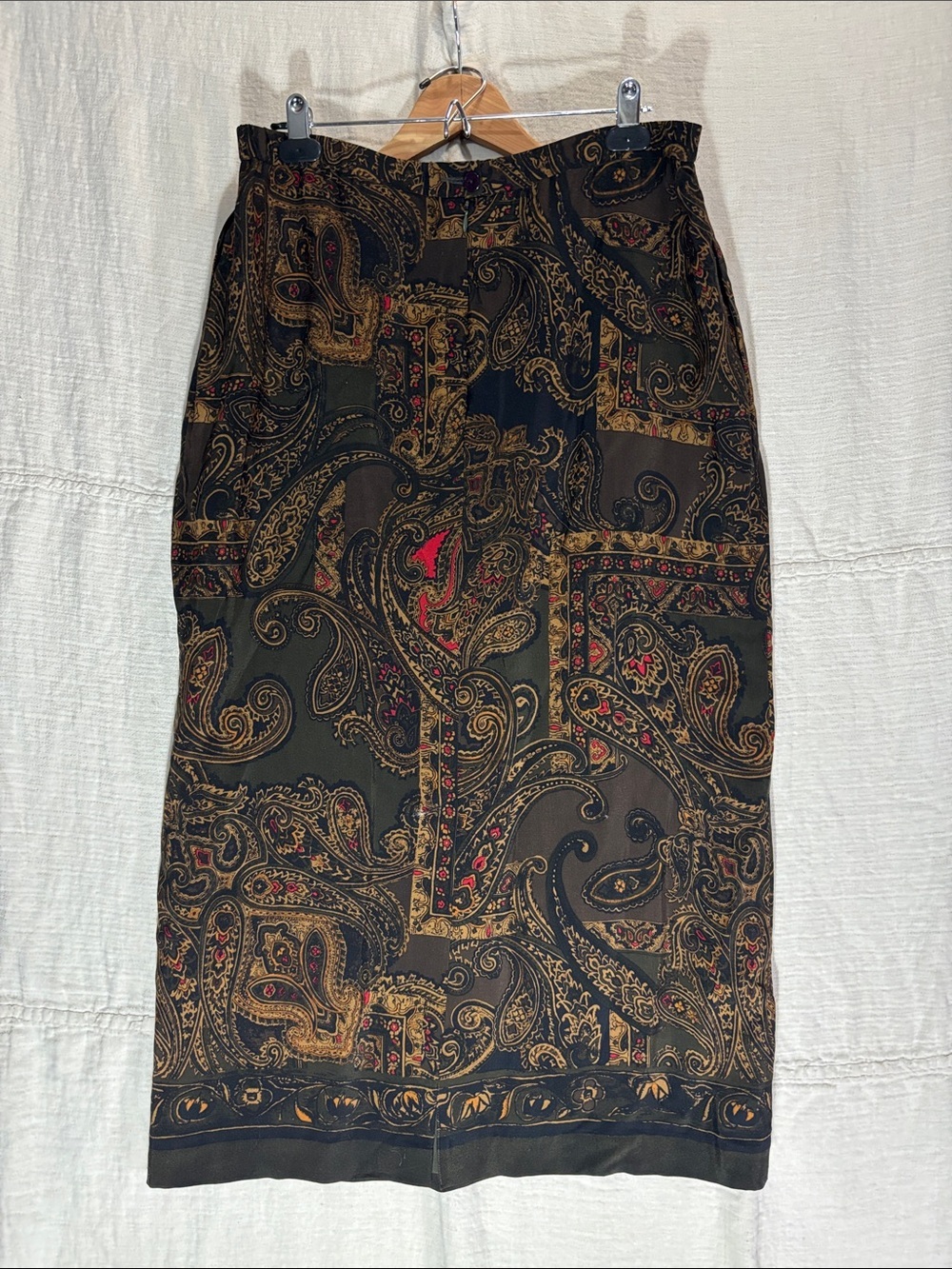 Pendleton Black Paisley Two Piece Skirt and Blouse Set 100% Rayon - Picture 11 of 16